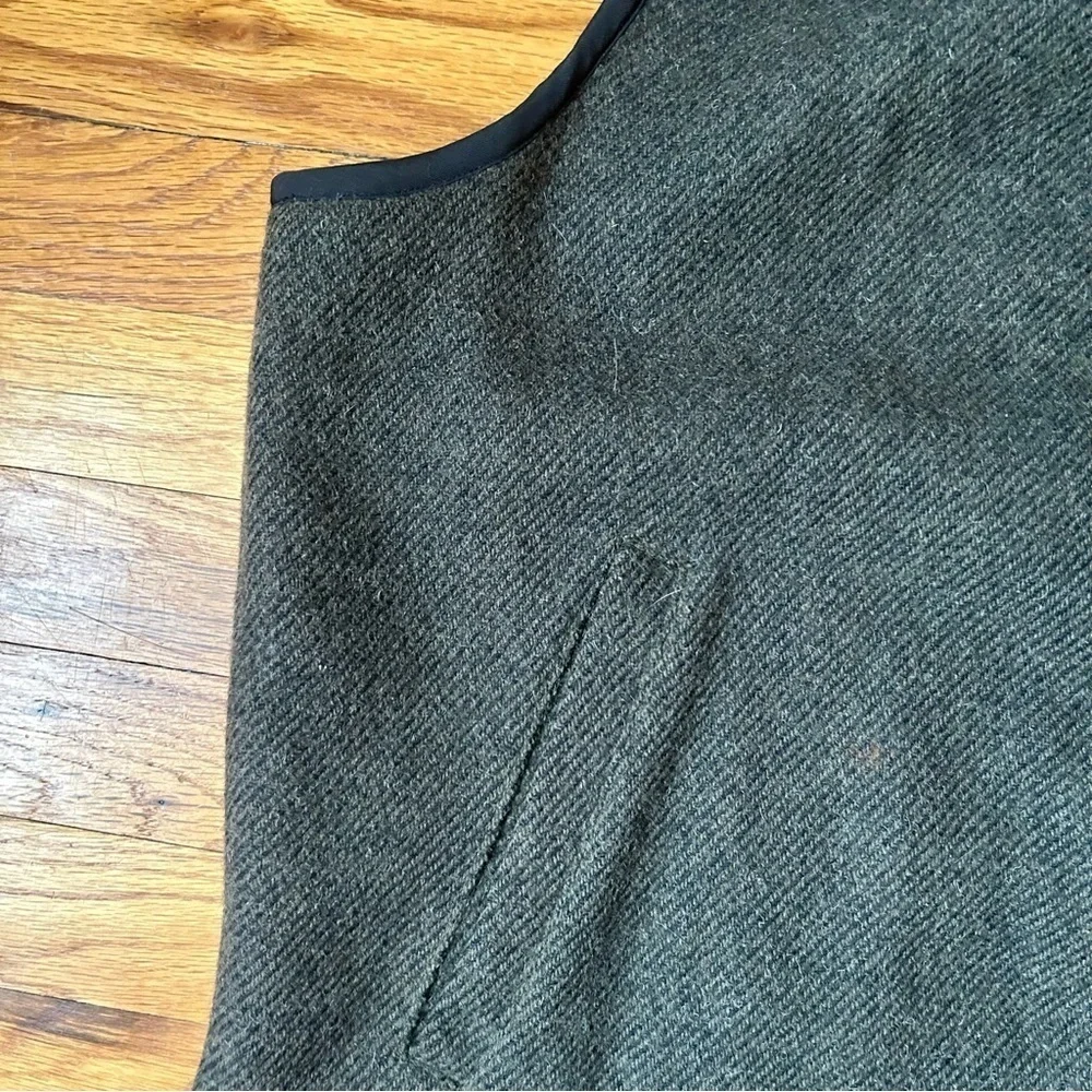 Woolrich Green/ Gray Felt & Sherpa Vest w/ Pockets
